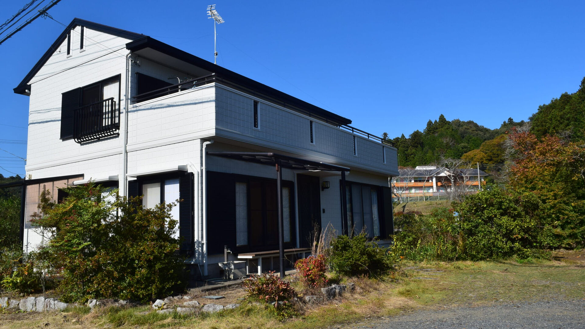 【常陸大宮市 N様邸｜基本からしっかりとした塗り替え工事】